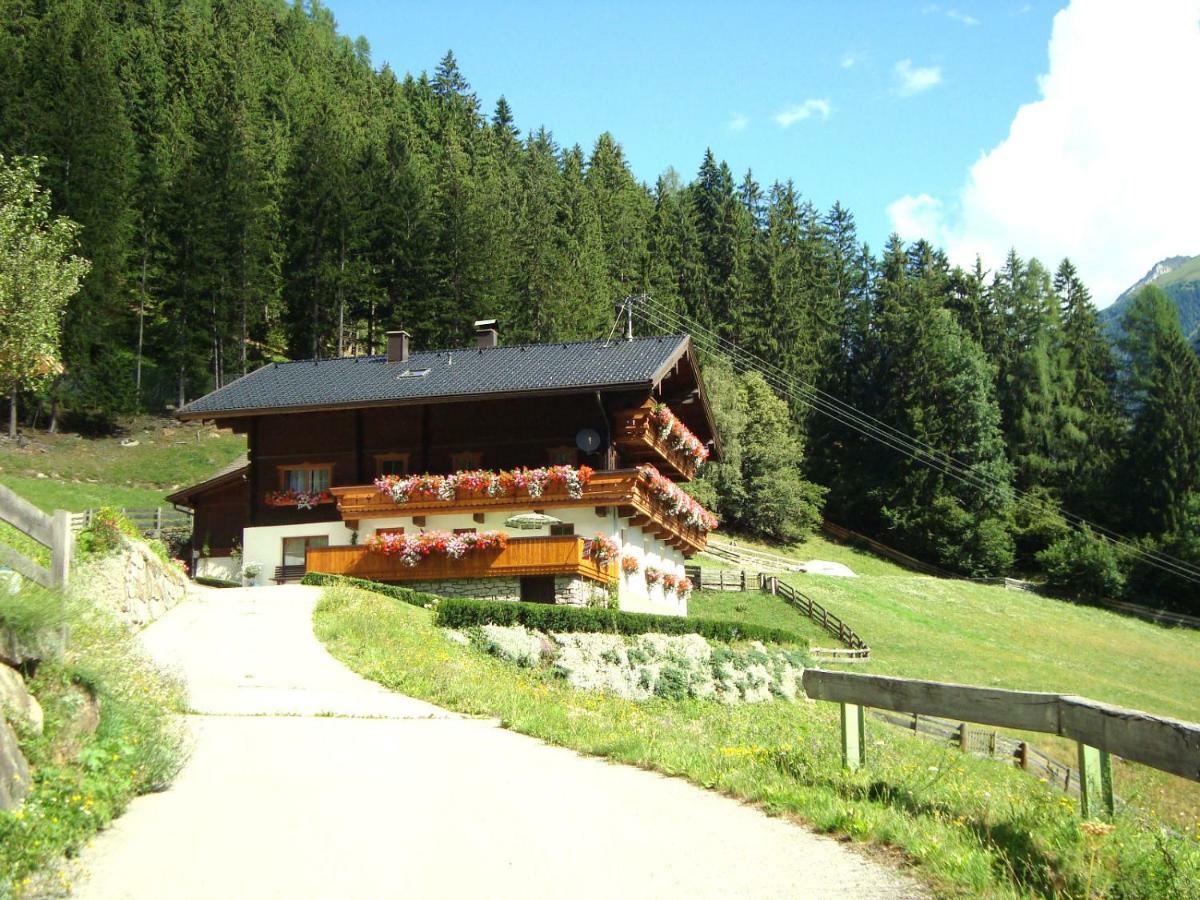 Zoeschgenhof Apartment Matrei in Osttirol Luaran gambar